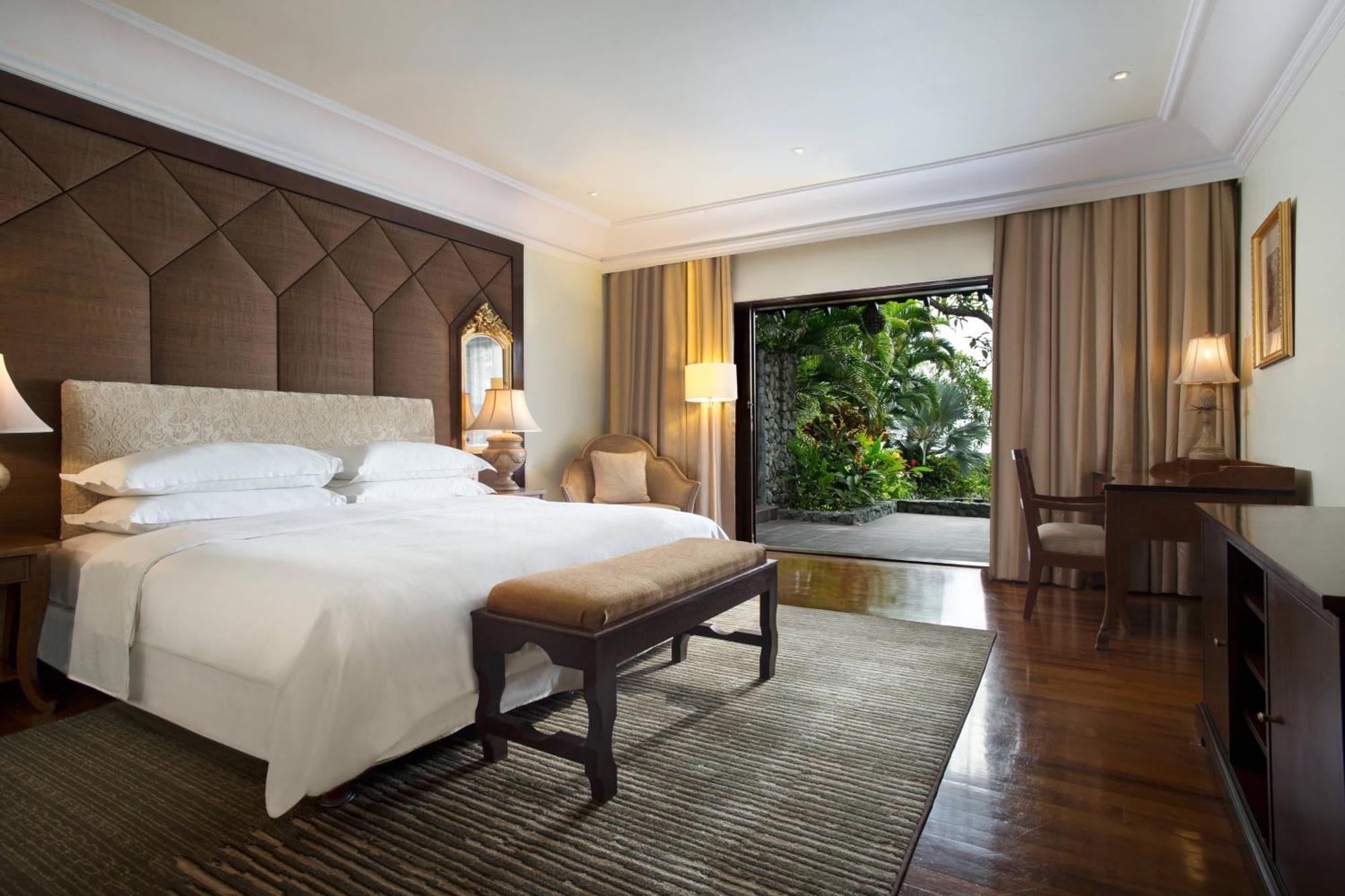 Sheraton Senggigi 5*