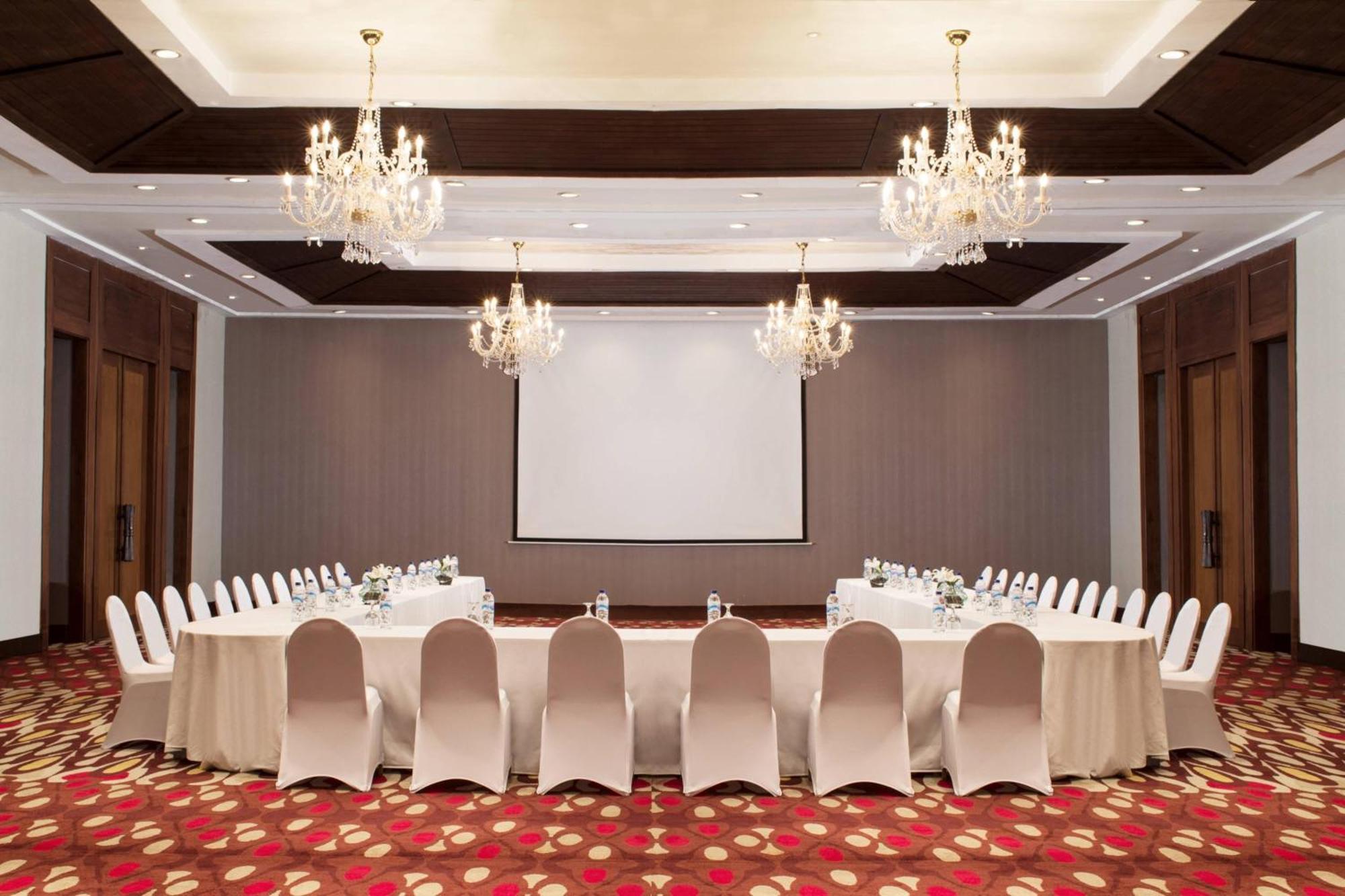 Resor Sheraton Senggigi Mangsit